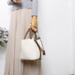Women's Vintage Top-Grain Leather Bucket Handbag With Lock Closure