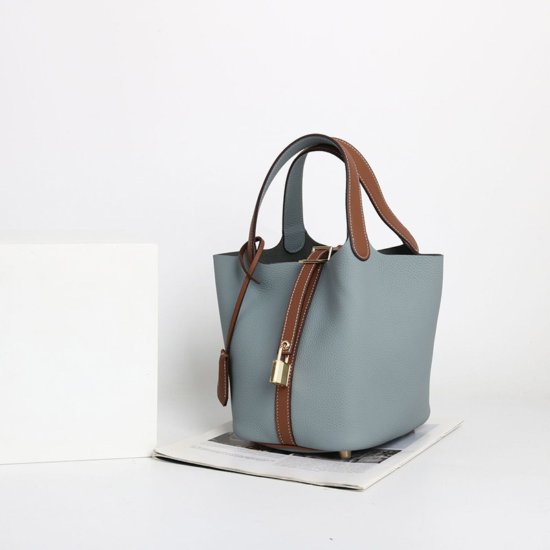 Women's Vintage Top-Grain Leather Bucket Handbag With Lock Closure