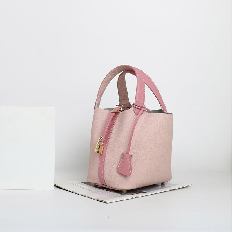 Women's Vintage Top-Grain Leather Bucket Handbag With Lock Closure