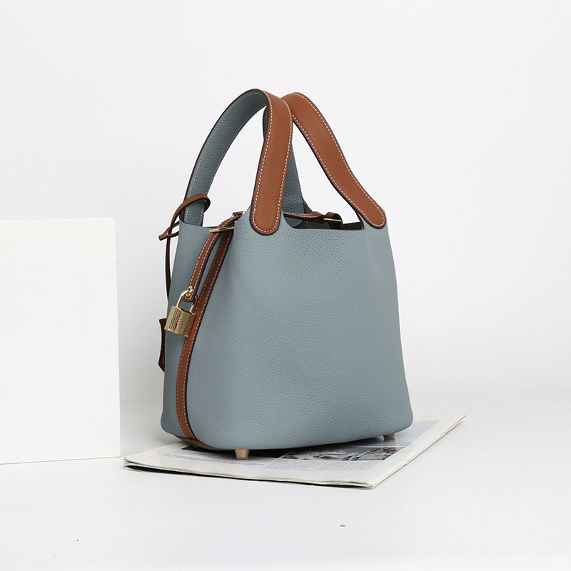Women's Vintage Top-Grain Leather Bucket Handbag With Lock Closure