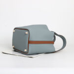 Women's Vintage Top-Grain Leather Bucket Handbag With Lock Closure