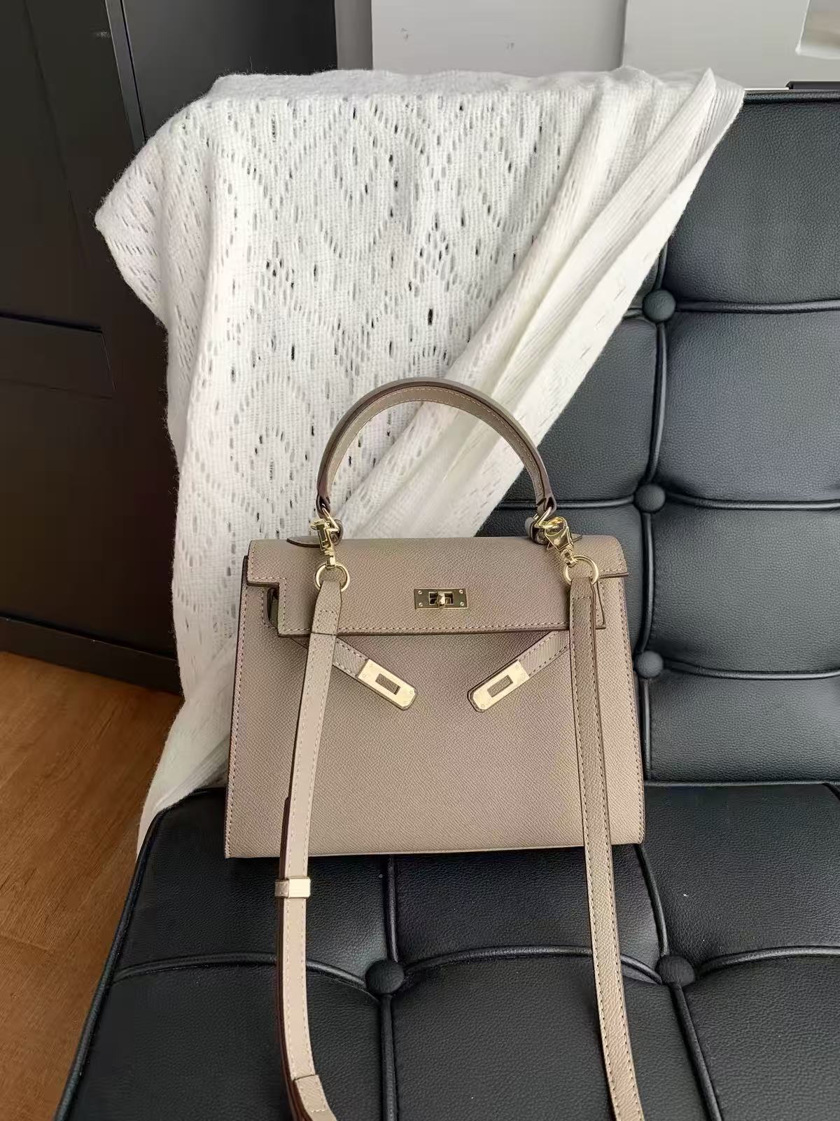 Women's Minimalist Epsom Genuine Leather Top Handle Bag In Gold Hardware photo review
