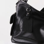 Sac à bandoulière hobo à fermeture magnétique en cuir souple pleine fleur noir pour femmes