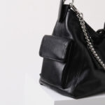 Sac à bandoulière hobo à fermeture magnétique en cuir souple pleine fleur noir pour femmes