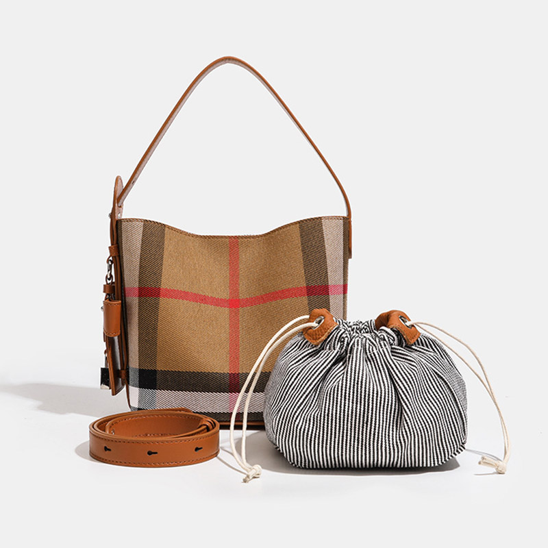 Sac à bandoulière pour femmes, en tissu plaqué, avec des nœuds et des détails de fermeture