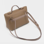 Sac à main en cuir pleine fleur avec fermeture Twist Lock et bandoulière pour femmes
