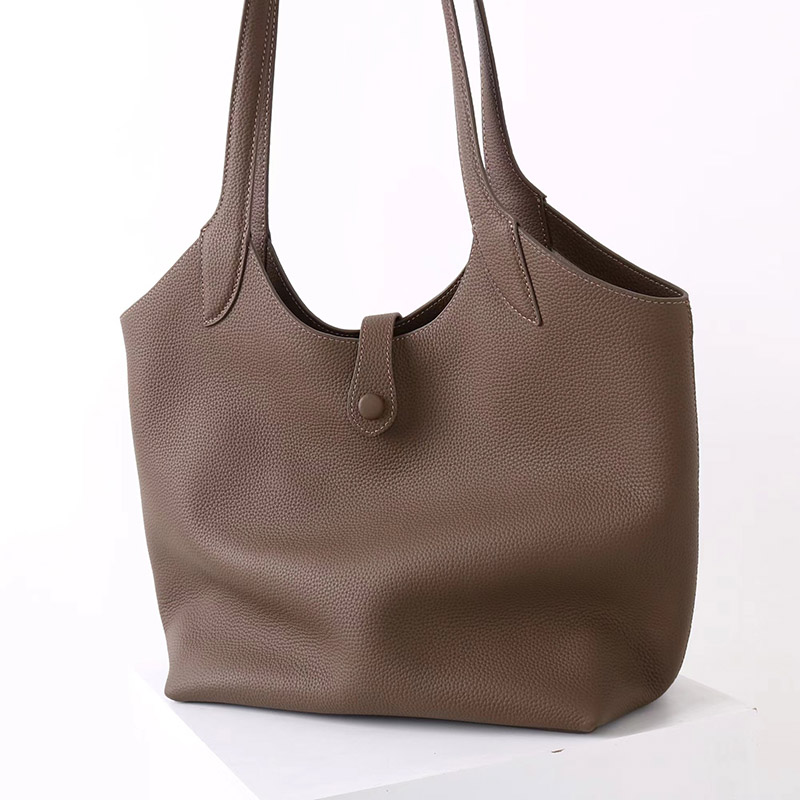 Women's Full-Grain Leather Magnetic Snap Shoulder Tote Bags