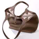 Women's Full-Grain Leather Magnetic Snap Shoulder Tote Bags