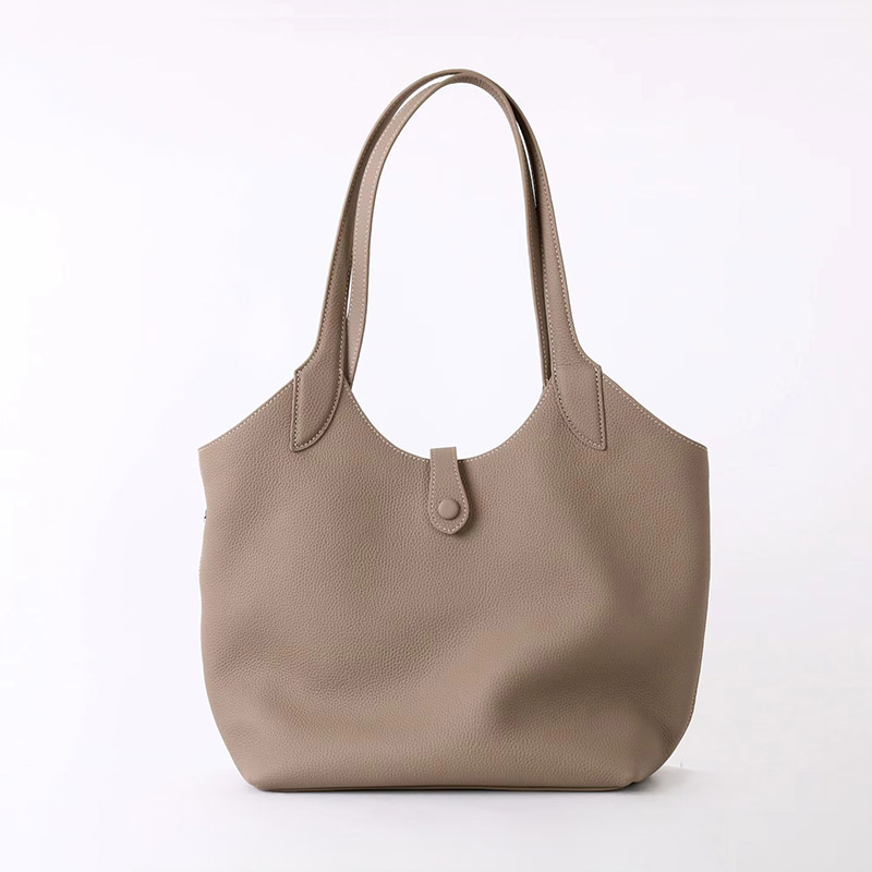 Women's Full-Grain Leather Magnetic Snap Shoulder Tote Bags