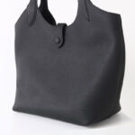 Women's Full-Grain Leather Magnetic Snap Shoulder Tote Bags