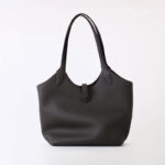 Women's Full-Grain Leather Magnetic Snap Shoulder Tote Bags
