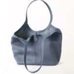 Women's Full-Grain Leather Magnetic Snap Shoulder Tote Bags