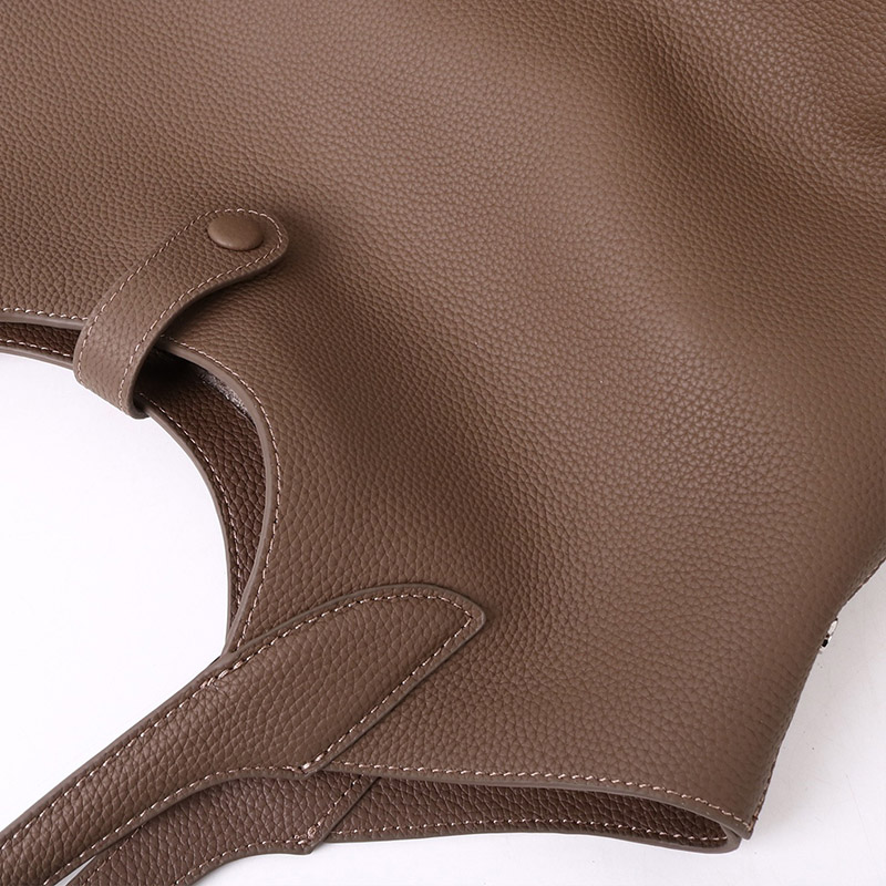 Women's Full-Grain Leather Magnetic Snap Shoulder Tote Bags
