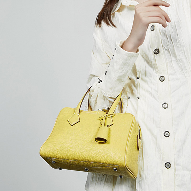 Women's Full-Grain Leather Pillow-Shaped Crossbody Shoulder Strap Handbag With Lock Detail