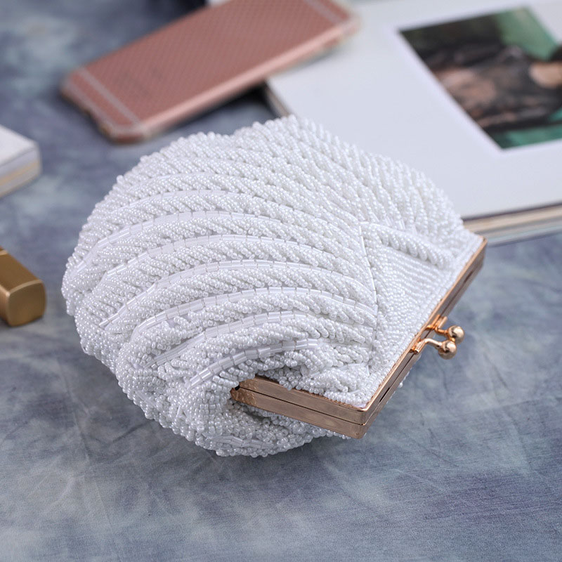 Pochette de soirée pour femmes avec perles de coquillage faites à la main