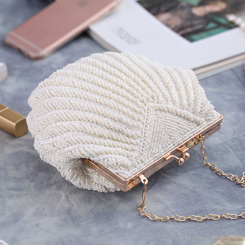 Pochette de soirée pour femmes avec perles de coquillage faites à la main