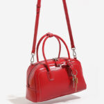 Sac à main en cuir ciré Vegan Boston verrouillé avec sangle pour le corps de la femme