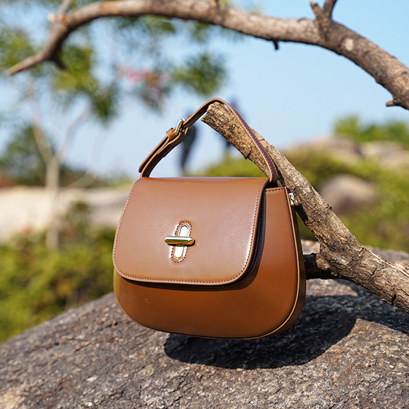 Women's Split Leather Minimalist Oval Flap Lock Crossbody Shoulder Saddle Handbag