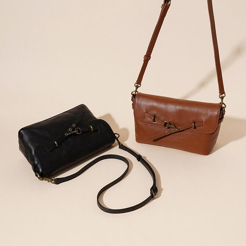 Sac à bandoulière à boucle en cuir de grain supérieur pour femmes