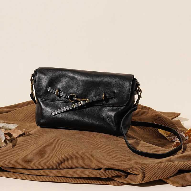 Sac à bandoulière à boucle en cuir de grain supérieur pour femmes