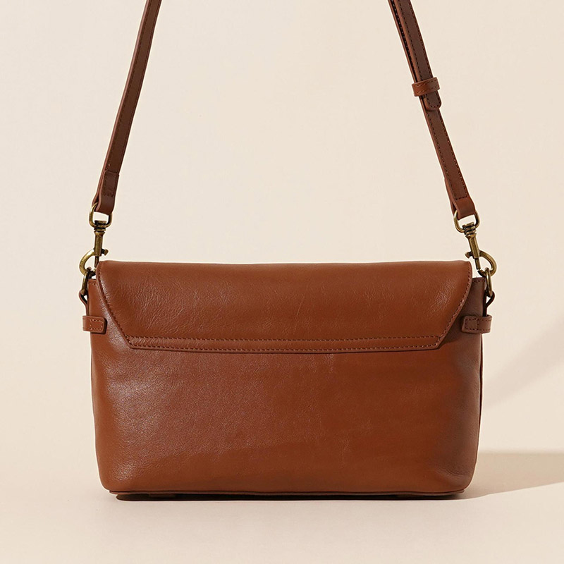 Sac à bandoulière à boucle en cuir de grain supérieur pour femmes
