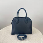 Women's Top-Grain Leather Minimalist Shoulder Tote Bag In Black