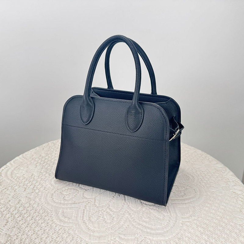 Women's Top-Grain Leather Minimalist Shoulder Tote Bag In Black