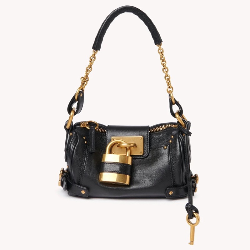 Women's Vintage Pillow Chain Shoulder Bag With Gold Lock Hardware