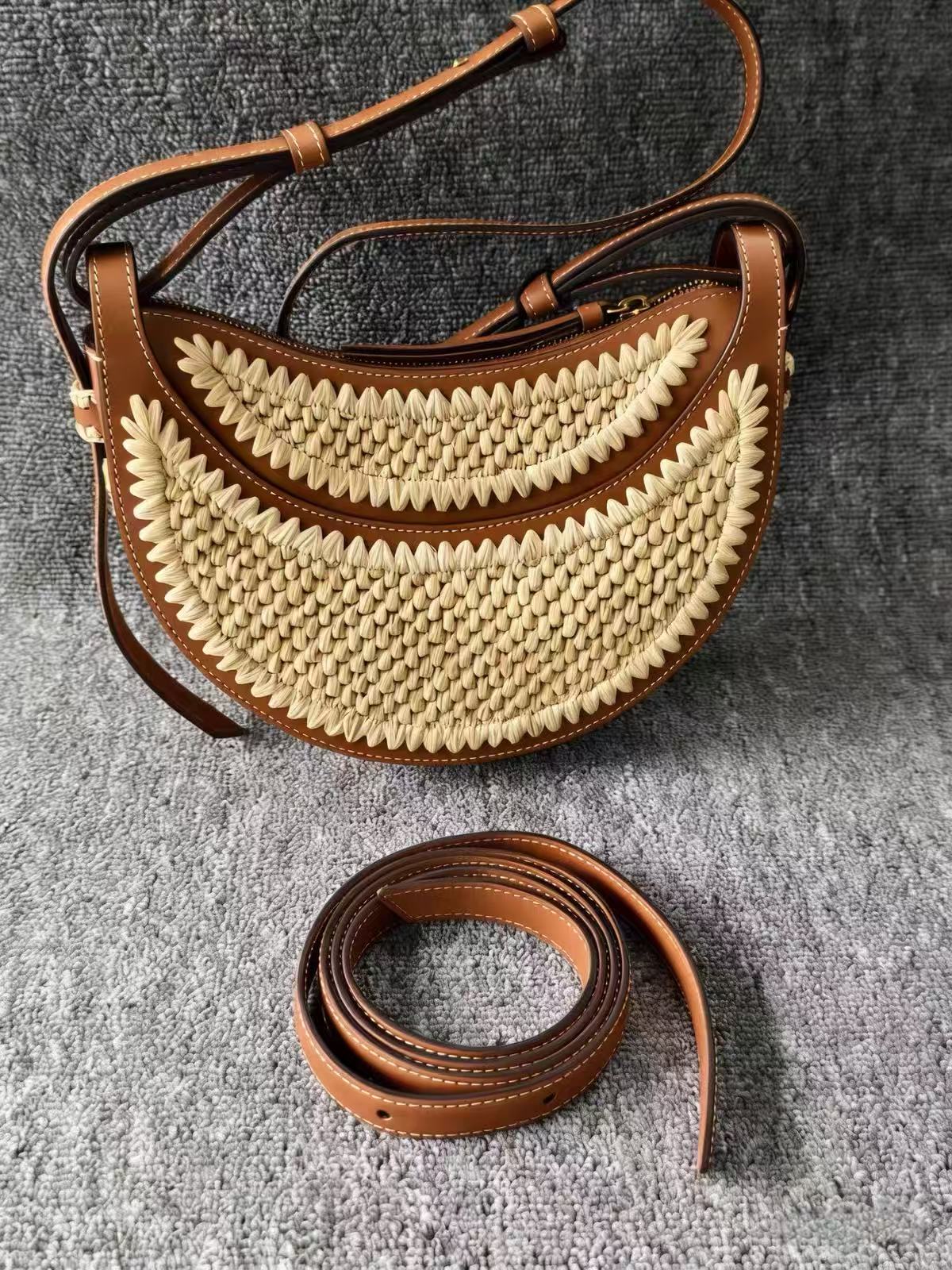 Women's Brown Woven Straw Zipper Closure Crescent Saddle Shoulder Bag with Leather Trim photo review