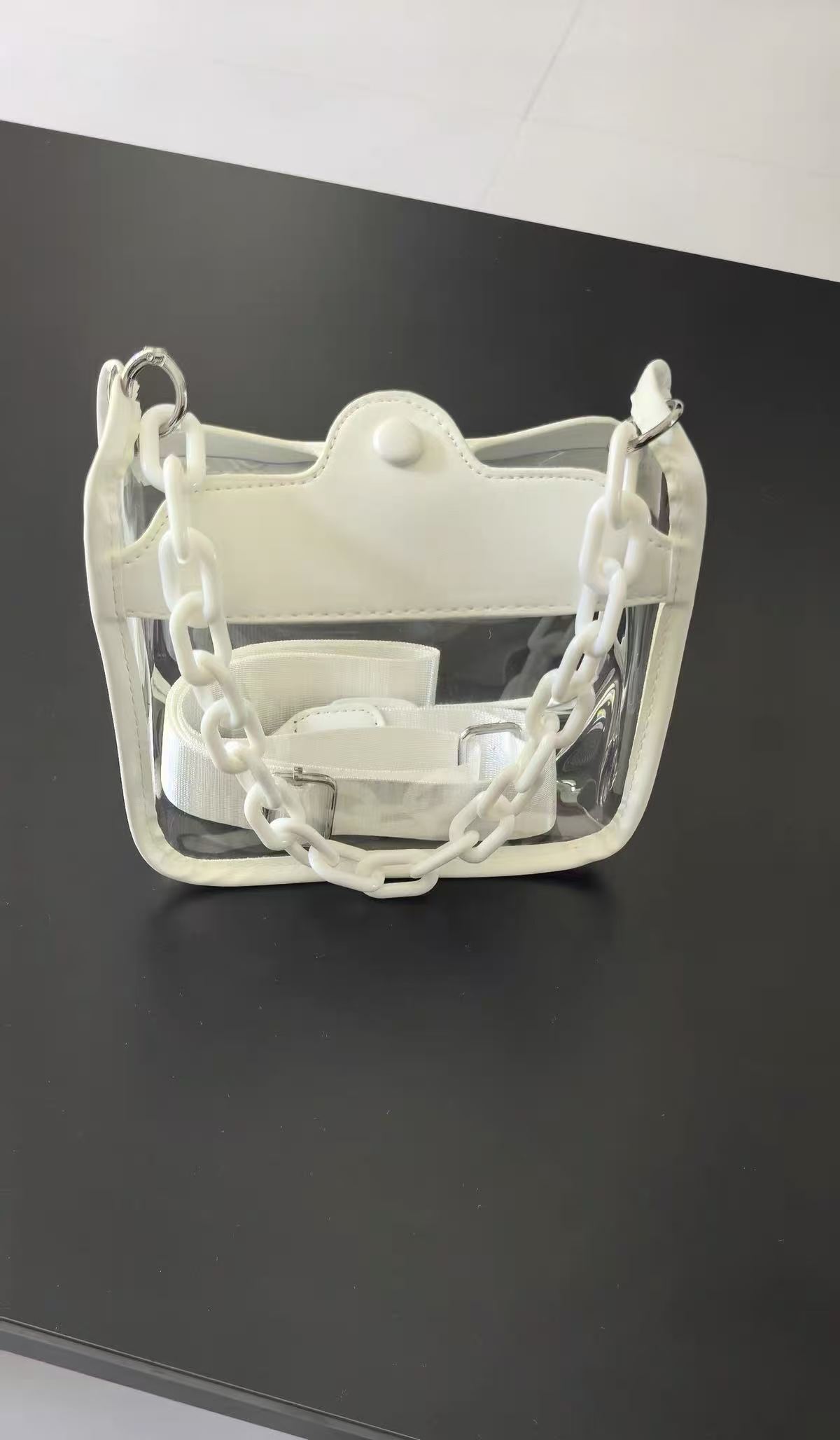 Women's Clear Chain Crossbody Bag photo review