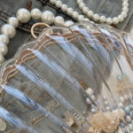 Women's Clear Seashell Pearls Clutch Bags