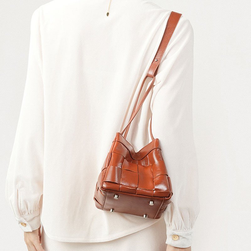 Women's Cracked Oil Wax Full-Grain Leder Crossbody Schulter Woven Bucket Handtasche