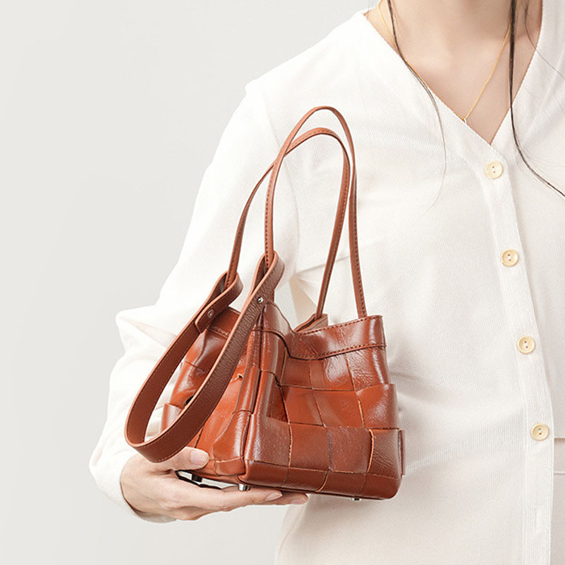 Women's Cracked Oil Wax Full-Grain Leder Crossbody Schulter Woven Bucket Handtasche