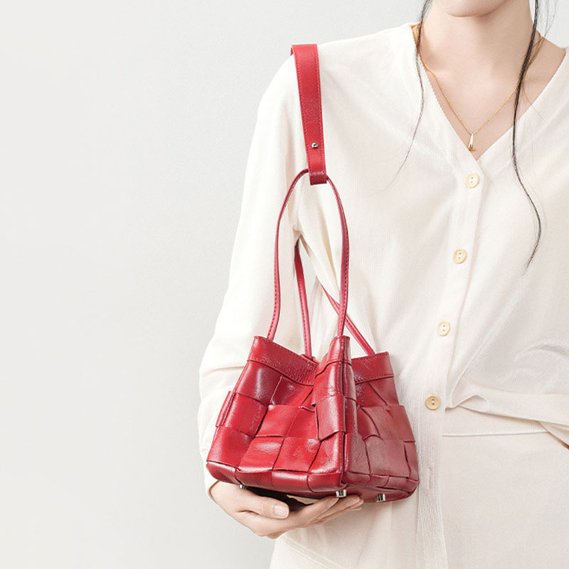 Women's Cracked Oil Wax Full-Grain Leder Crossbody Schulter Woven Bucket Handtasche