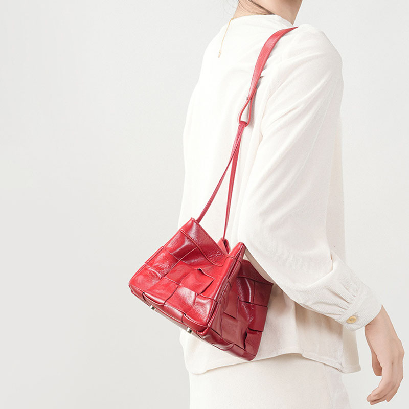 Women's Cracked Oil Wax Full-Grain Leder Crossbody Schulter Woven Bucket Handtasche