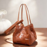 Women's Cracked Oil Wax Full-Grain Leder Crossbody Schulter Woven Bucket Handtasche