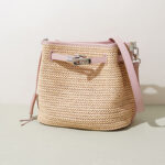 Sac à dos en fibre tissée avec fermeture à clé pour les femmes, avec bordure en cuir