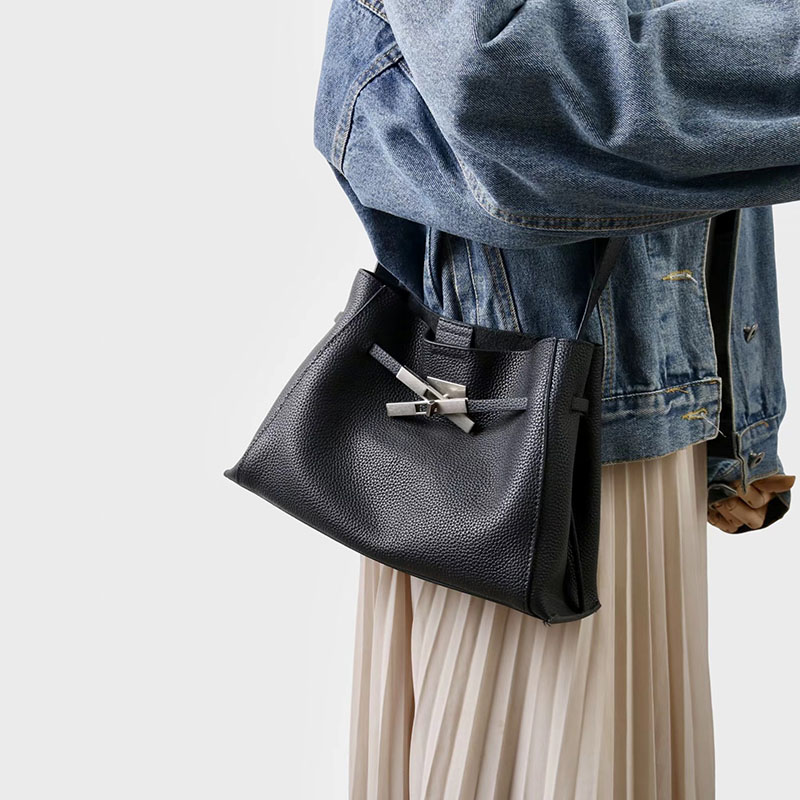 Women's Full-Grain Leather Crossbody Shoulder Hobo Bag with Silver Lock