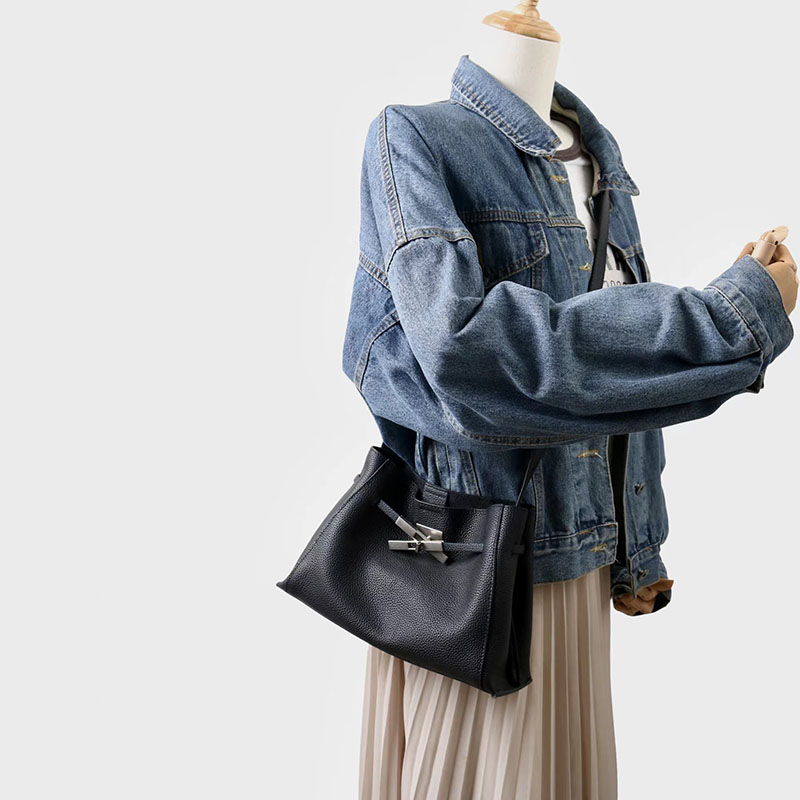 Women's Full-Grain Leather Crossbody Shoulder Hobo Bag with Silver Lock