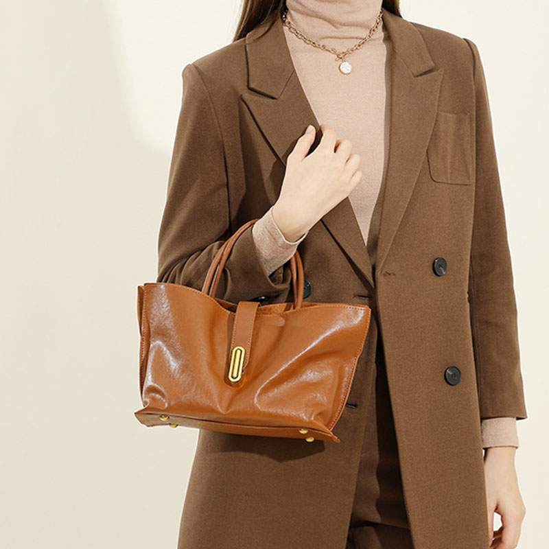 Women's Full-Grain Leather Lock Buckle Tote Bag with Crossbody Shoulder Strap