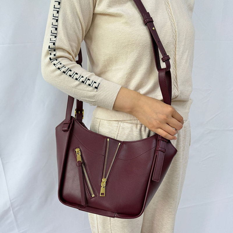 Women's Vegan Leather Zip-Detail Shoulder Tote Bag with Crossbody Strap