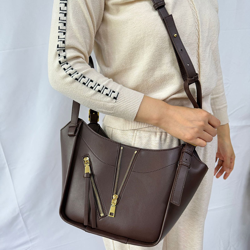 Women's Vegan Leather Zip-Detail Shoulder Tote Bag with Crossbody Strap