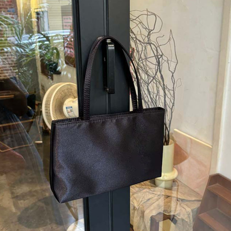 Women's Satin Minimal Shoulder Tote