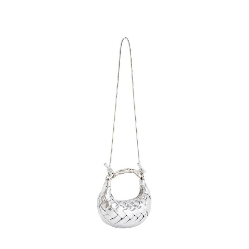 Petit sac à main en métal PU tissé avec sangle pour le corps de la femme