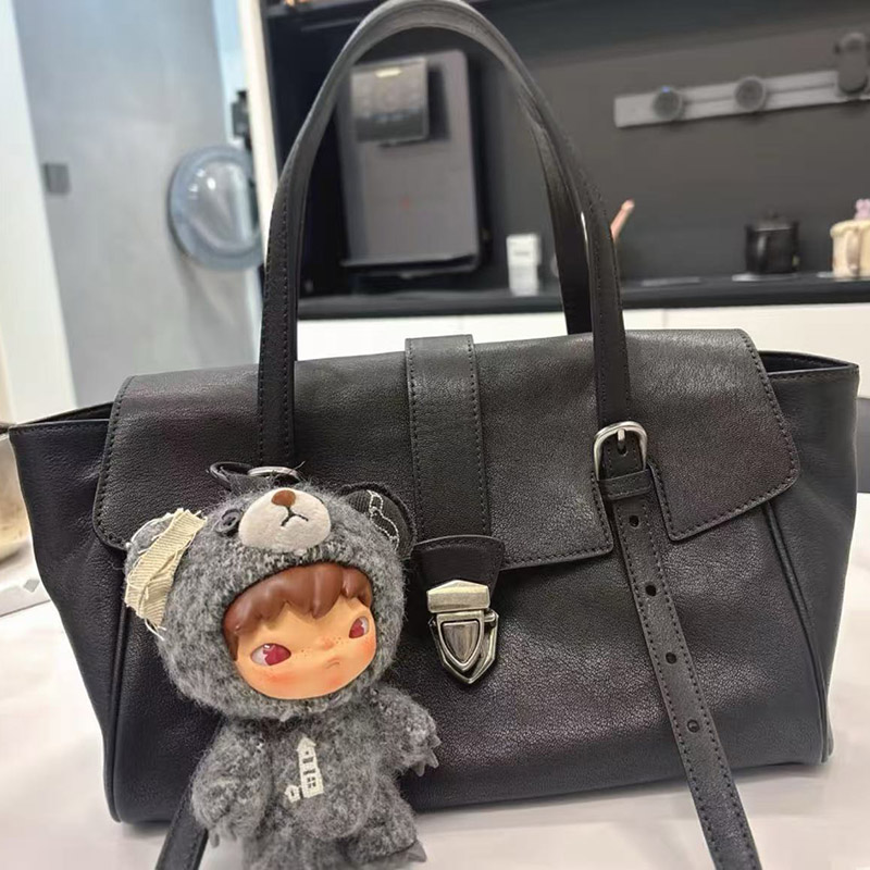 Sac à bandoulière à rabat en cuir fendu pour femmes