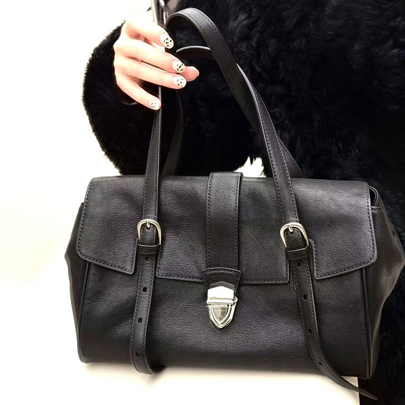 Sac à bandoulière à rabat en cuir fendu pour femmes