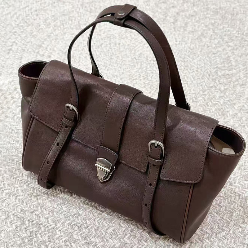Sac à bandoulière à rabat en cuir fendu pour femmes