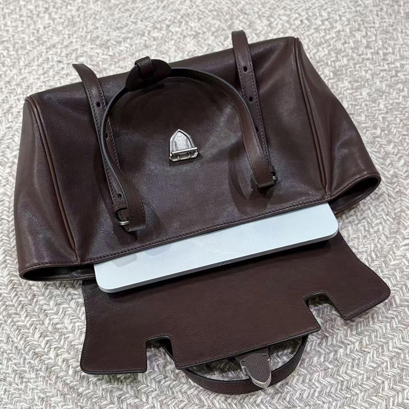 Sac à bandoulière à rabat en cuir fendu pour femmes