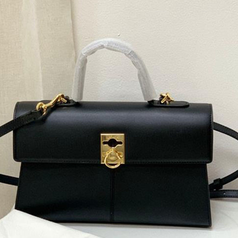 Sac à main en cuir fendu à rabat et à sangle pour femmes, en or et en métal dur