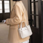 Women's Split Leather Turn-Lock Crossbody Bucket Handbag